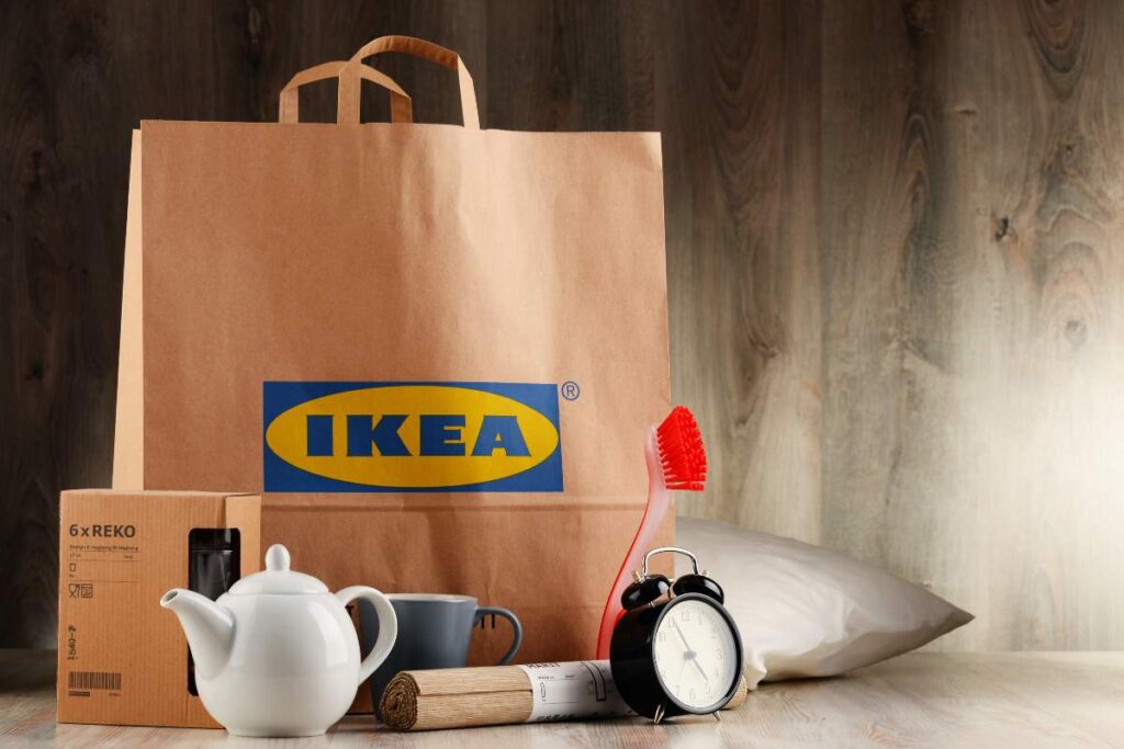 HEMNES di IKEA