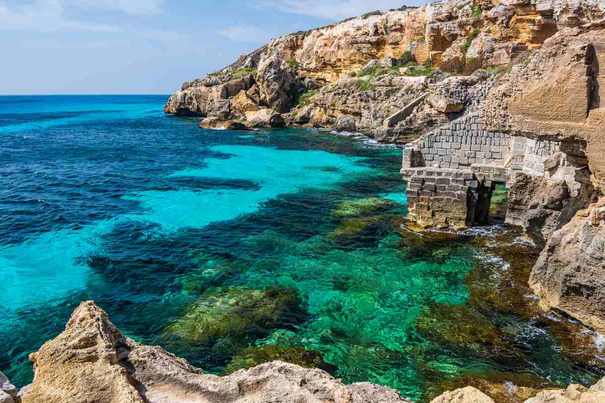 Cala Rossa, la perla delle Egadi