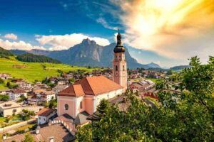 Castelrotto in Alto Adige: il borgo fiabesco che ti lascerà a bocca aperta