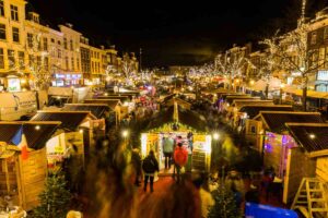 Un Natale unico: il mercatino galleggiante di Leiden ti aspetta a pochi passi da Amsterdam