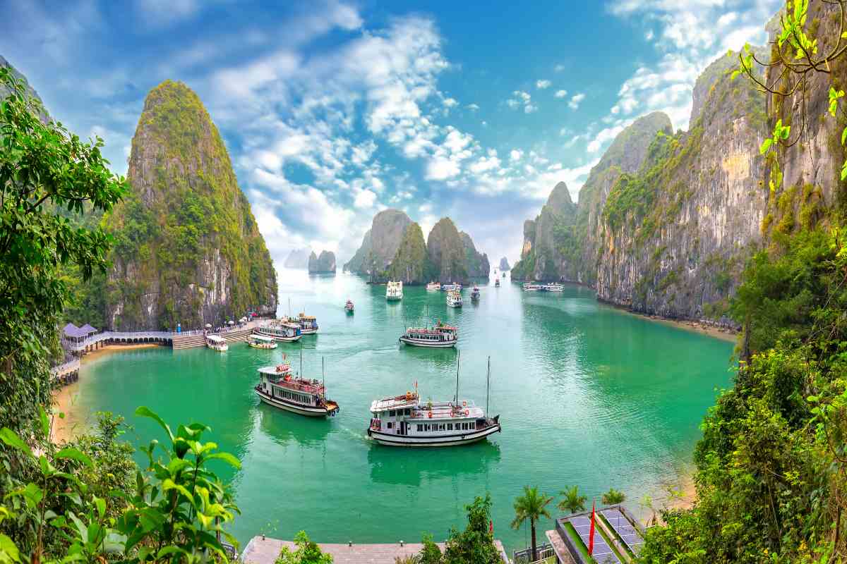 La Baia di Ha Long: un paradiso naturale creato dalla mitologia dei draghi