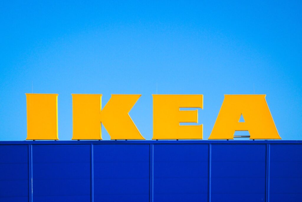 Scopri il nuovo divano letto Ikea HEMNES in giallo