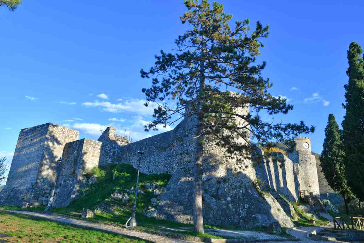 castello Farnese a Pico