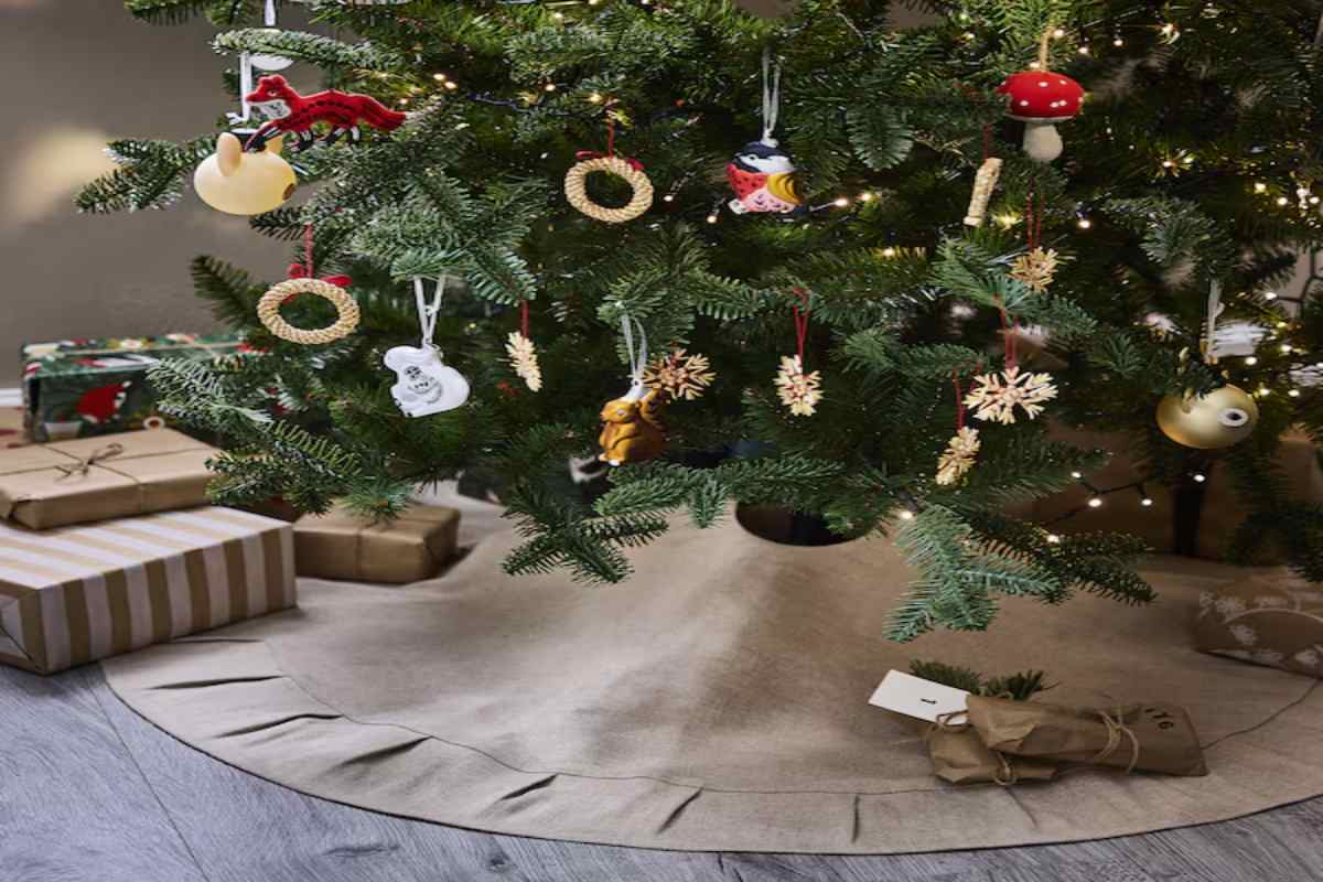 Ikea e l'edizione limitata sul copri base dell'albero di Natale