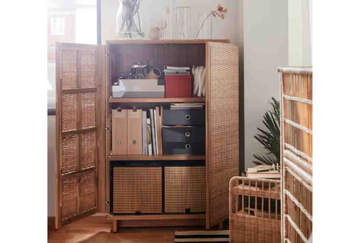 Ikea presenta FRYKSÅS, il mobile in rattan che arreda ogni ambiente