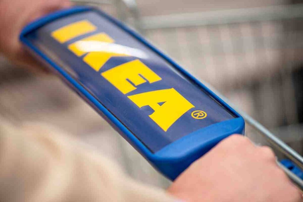 Scarpiera Ikea a meno di 1 euro