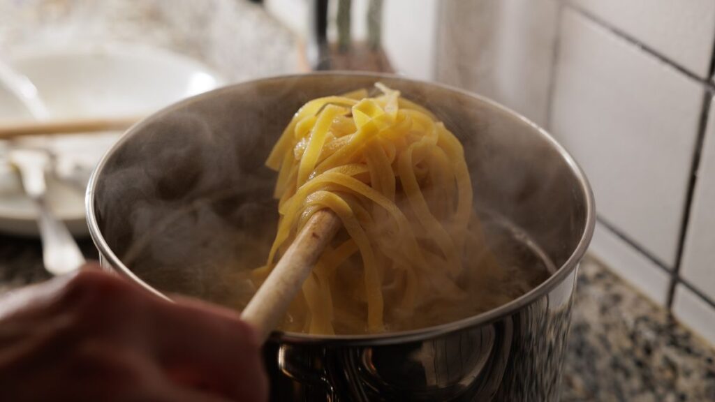 Acqua di cottura della pasta come usarla