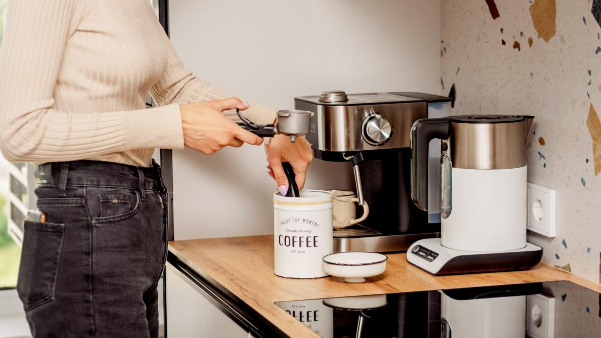 Come e quando pulire la macchina del caffè